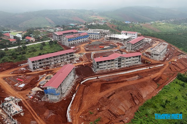 Lâm Đồng tuyển 1.770 học sinh vào 2 trường nội trú liên cấp vùng biên giới - Ảnh 2.