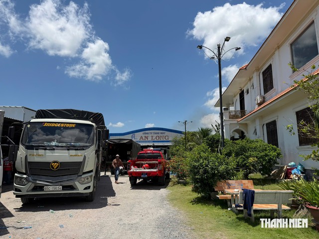 Cháy lớn ở công ty may, hơn 200 công nhân kịp thời sơ tán- Ảnh 1.