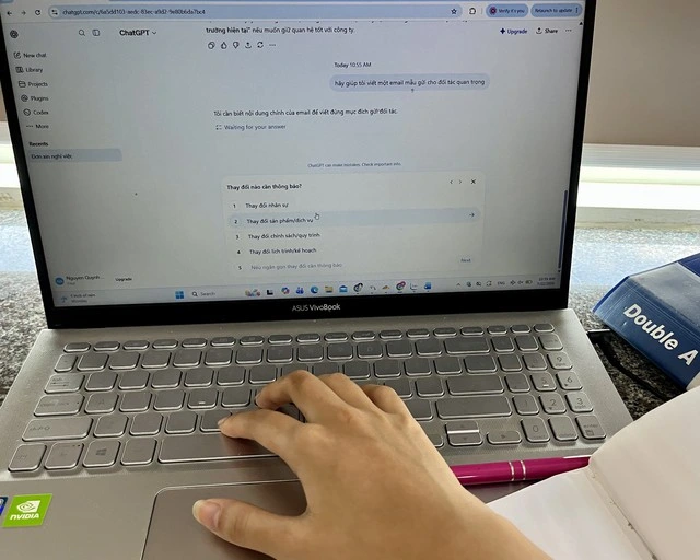AI trở thành “trợ lý ngôn ngữ” của lao động trẻ - Ảnh 1.
