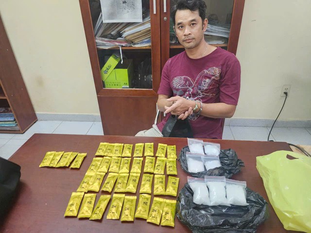 Triệt phá đường dây ma túy 'núp bóng' pod chill xuyên biên giới, bắt 49 nghi phạm - Ảnh 2.