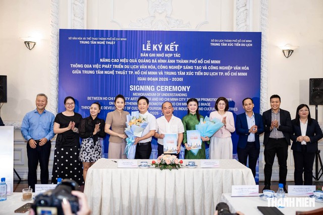 TP.HCM bắt tay 'biến' show nghệ thuật th&agrave;nh sản phẩm du lịch- Ảnh 1.