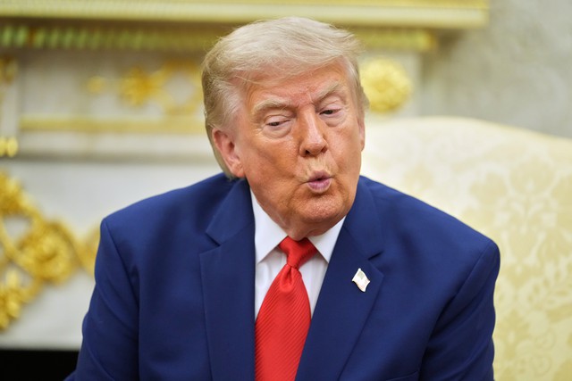 &Ocirc;ng Trump bất ngờ đổi giọng sau c&aacute;o buộc Trung Quốc can thiệp bầu cử - Ảnh 1.