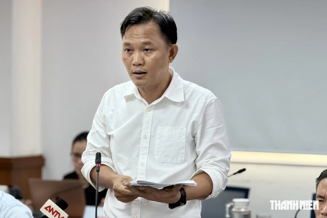 Nhiều nh&agrave; d&acirc;n ở TP.HCM nứt tường, vỡ nền cạnh dự &aacute;n chung cư - Ảnh 4.