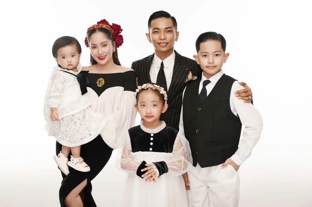 Kh&aacute;nh Thi n&oacute;i về con trai vừa gi&agrave;nh 8 huy chương v&agrave;ng giải khi&ecirc;u vũ ch&acirc;u &Aacute; - Ảnh 2.