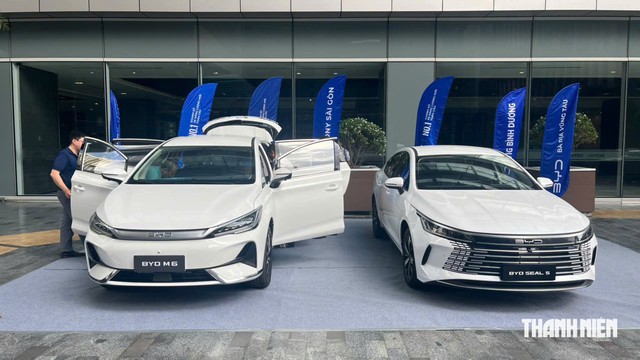 Mua ô tô chạy dịch vụ, vì sao nhiều khách hàng chọn xe BYD? - Ảnh 1.