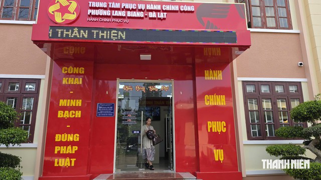 Vượt hàng chục km mang dịch vụ công đến nhà dân ở Lang Biang - Đà Lạt - Ảnh 1.