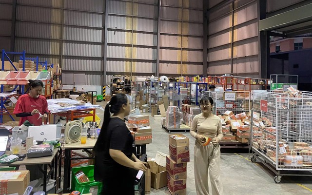 Vì sao nhiều chủ shop trên sàn muốn trở lại làm thuê? - Ảnh 1.