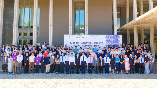 Gần 100 thí sinh tranh tài tại Hackathon lượng tử quốc tế ở Gia Lai - Ảnh 1.