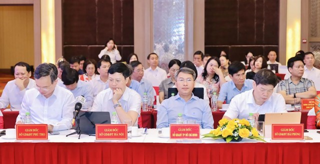 Hơn 11.000 quản lý sẽ làm giáo viên đứng lớp sau sắp xếp trường học- Ảnh 1.