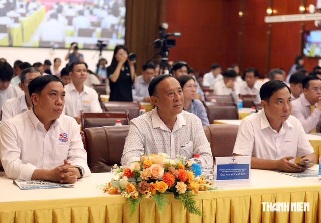 Ấn tượng, hấp dẫn với góc nhìn đa dạng, giàu cảm xúc chân thật về ngành điện - Ảnh 5.