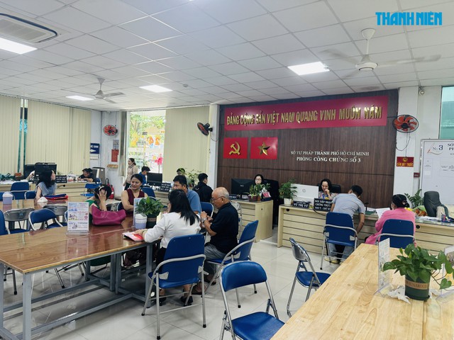 Lo sợ bỏ công chứng đất sẽ gây rủi ro, tăng khiếu kiện- Ảnh 1.