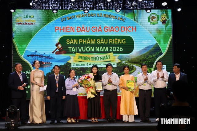 Đấu gi&aacute; sầu ri&ecirc;ng ở Đắk Lắk: Thu về gần 24 tỉ đồng cho n&ocirc;ng d&acirc;n- Ảnh 3.
