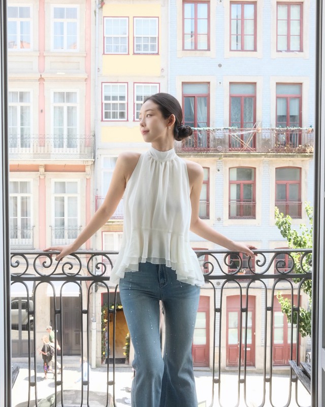 Từ truyền thống đến hiện đại, sức hút bất diệt của trang phục cổ yếm- Ảnh 1.