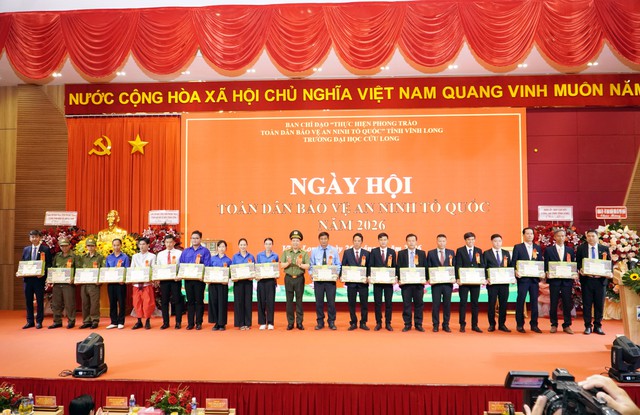 Điểm sáng trong phong trào toàn dân bảo vệ an ninh Tổ quốc- Ảnh 3.