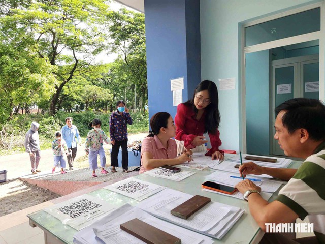 Ngôi trường mang tên liệt sĩ Lê Thị Riêng được cải tạo từ trụ sở UBND cũ - Ảnh 2.