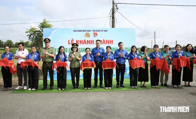 Tuổi trẻ Tây Ninh thắp nến tri ân, số hóa ký ức anh hùng liệt sĩ- Ảnh 3.