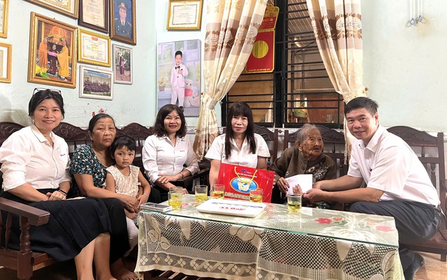 PC Đắk Lắk tri ân gia đình chính sách nhân ngày Thương binh - Liệt sĩ- Ảnh 2.