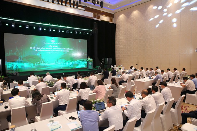 BSR lập kỷ lục doanh thu hơn 100.900 tỉ đồng sau 6 tháng đầu năm 2026 - Ảnh 1.