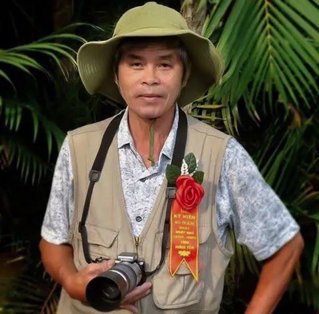 Người nghệ sĩ thương binh và bộ ảnh răng đen độc nhất vô nhị- Ảnh 2.