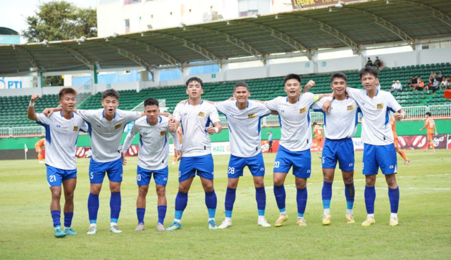 Bất ngờ giải U.17 quốc gia: U.17 Huế v&agrave; U.17 PVF gi&agrave;nh quyền v&agrave;o chung kết- Ảnh 1.