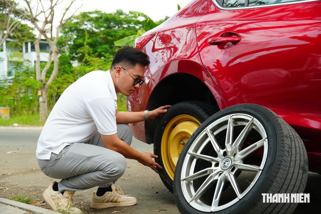 Lốp dự ph&ograve;ng nhỏ hơn lốp ch&iacute;nh c&oacute; bất thường? - Ảnh 1.
