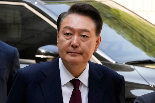Cựu Tổng thống H&agrave;n Quốc Yoon Suk Yeol bị tuy&ecirc;n &aacute;n về tội danh mới- Ảnh 1.