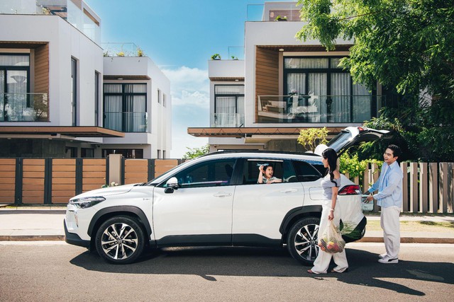 V&igrave; sao Corolla Cross vẫn l&agrave; lựa chọn đ&aacute;ng c&acirc;n nhắc trong ph&acirc;n kh&uacute;c SUV? - Ảnh 1.