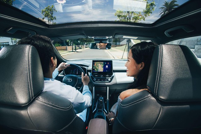 V&igrave; sao Corolla Cross vẫn l&agrave; lựa chọn đ&aacute;ng c&acirc;n nhắc trong ph&acirc;n kh&uacute;c SUV? - Ảnh 2.