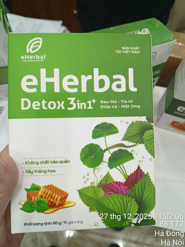 Bột rau Eherbal có dấu hiệu là hàng giả, phải nộp lại 3,28 tỉ đồng - Ảnh 1.