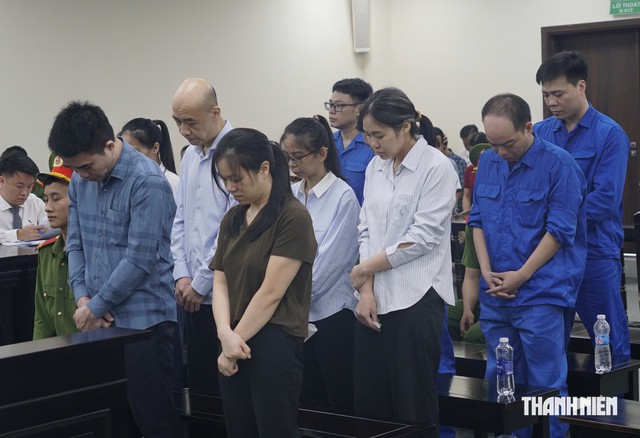 '&Ocirc;ng tr&ugrave;m' thực phẩm chức năng giả hối lộ 1,5 tỉ để c&oacute; được 1 văn bản - Ảnh 1.