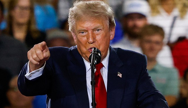 &Ocirc;ng Trump ph&aacute;t cảnh b&aacute;o, Iran gửi th&ocirc;ng điệp giữa l&uacute;c đ&agrave;m ph&aacute;n - Ảnh 1.