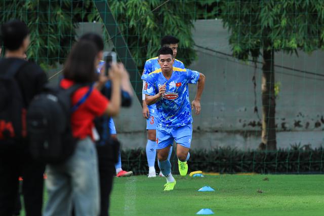 U.23 Việt Nam ngày đầu vắng thầy Kim! - Ảnh 4.