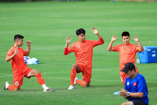 Chủ tịch VFF nói gì trước ngày đội tuyển Việt Nam ‘đòi’ lại ngôi đầu bảng từ tay Singapore?- Ảnh 3.