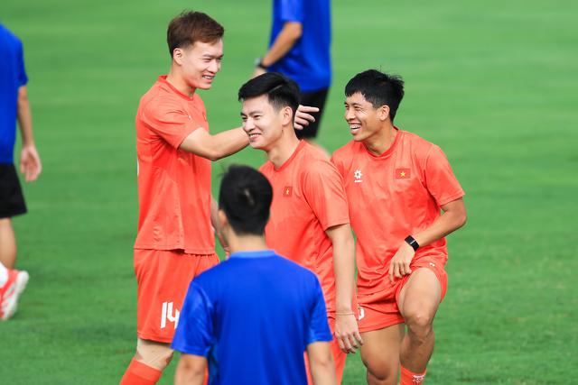 Chủ tịch VFF nói gì trước ngày đội tuyển Việt Nam ‘đòi’ lại ngôi đầu bảng từ tay Singapore?- Ảnh 5.