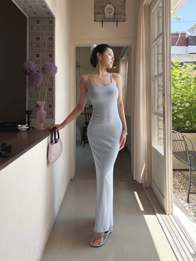 Nâng cấp giao diện quyến rũ nhờ đầm body ôm cực chất- Ảnh 4.