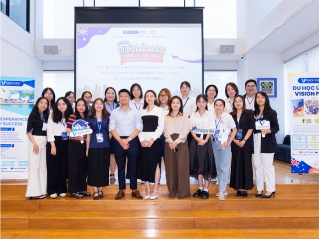 Vision First: dịch vụ tư vấn, hồ sơ du học, làm việc và định cư Úc - Ảnh 1.
