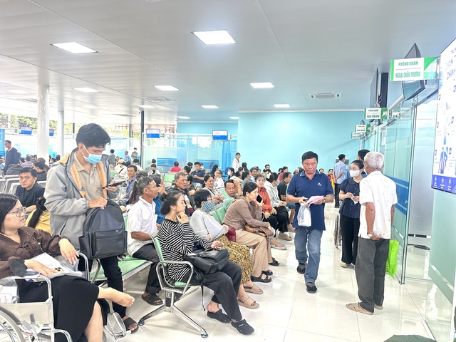 Bệnh viện Qu&acirc;n y 121 n&acirc;ng tầm tr&ecirc;n nhiều lĩnh vực - Ảnh 4.