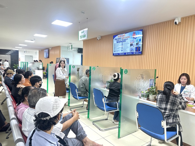 Bệnh viện Qu&acirc;n y 121 n&acirc;ng tầm tr&ecirc;n nhiều lĩnh vực - Ảnh 5.