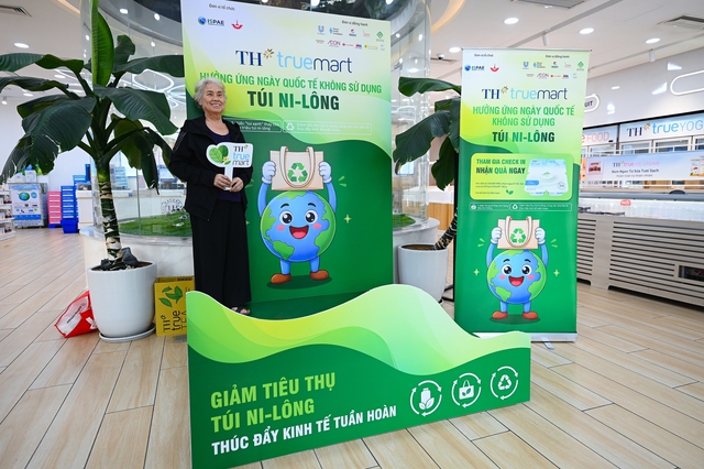 Tiêu dùng xanh bắt đầu từ thói quen giảm, từ chối sử dụng túi ni lông- Ảnh 1.