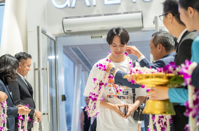 Vietnam Airlines chính thức khai trương đường bay TP.HCM - Phuket - Ảnh 4.