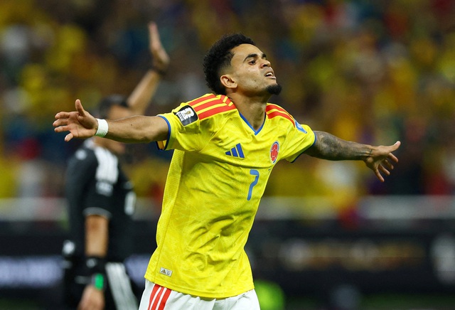 Colombia - Ghana: Hồi hộp chờ tấm v&eacute; cuối c&ugrave;ng  - Ảnh 1.