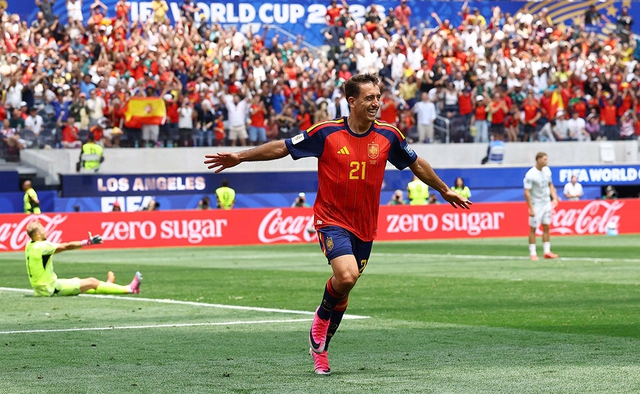 Mikel Oyarzabal: Từ người vô hình đến chân sút chủ lực- Ảnh 2.