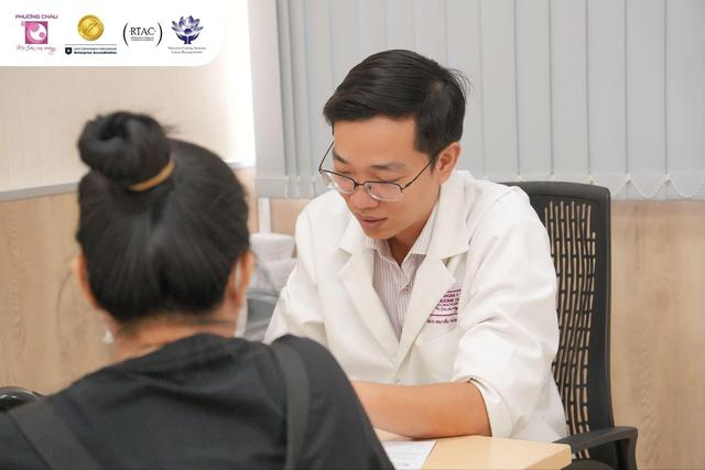 15% mẹ bầu thuộc nhóm thai kỳ nguy cơ cao: Vì sao cần nhận diện sớm? - Ảnh 1.