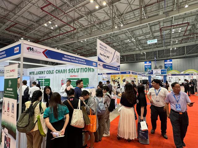Ùn ùn đi xem hai triển lãm quốc tế tại TP.HCM- Ảnh 1.