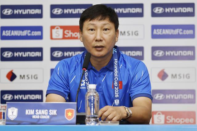 HLV Kim Sang-sik: - Ảnh 1.