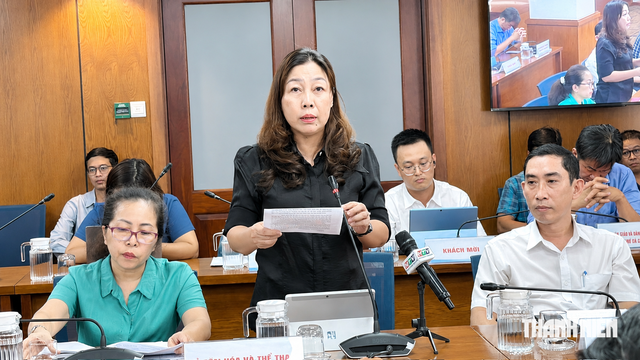 Á hậu ném gạch vào nhà dân, vương miện 'kim cương giả': Sở VH-TT TP.HCM nói gì?- Ảnh 2.