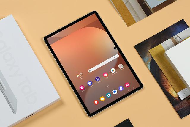 Galaxy Tab S10+ giảm gần gi&aacute; Tab S11: Chọn m&agrave;n h&igrave;nh lớn hay m&aacute;y đời mới?- Ảnh 1.