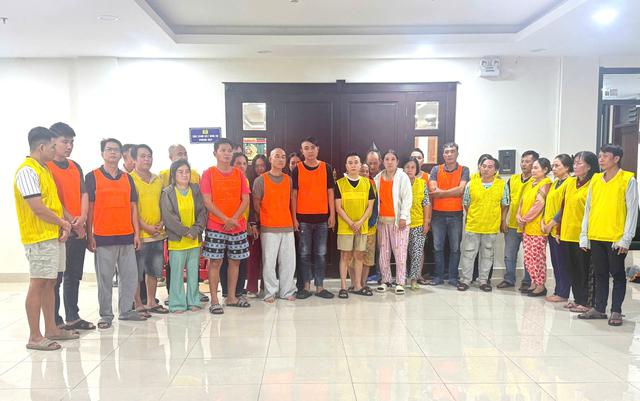 Bắt 'b&agrave; tr&ugrave;m' cầm đầu đường d&acirc;y c&aacute; độ Bong88 Oanh Socola- Ảnh 3.