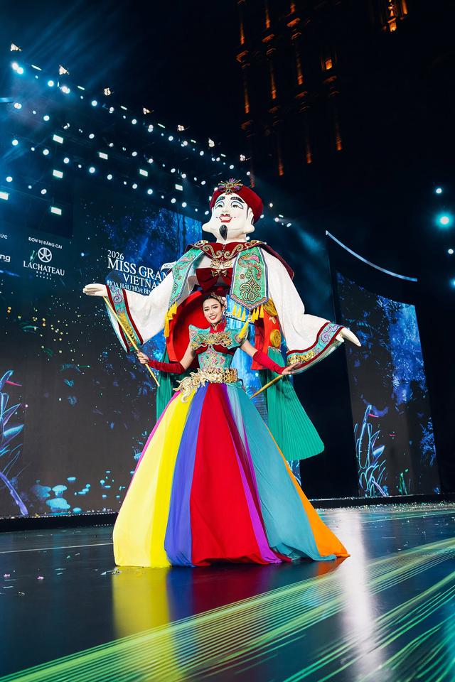 Sau tranh c&atilde;i tại Miss Grand Vietnam 2026, người đẹp lai 3 d&ograve;ng m&aacute;u lai ra sao? - Ảnh 2.