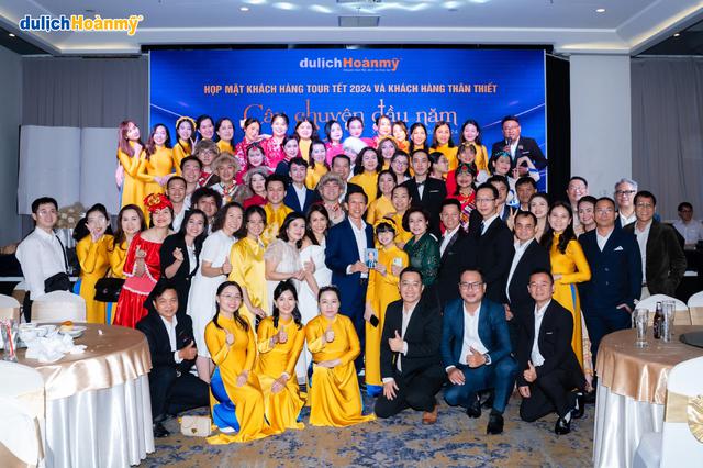 Thương hiệu gần 30 năm tuổi đổi mới bộ nhận diện, hướng tới du khách hiện đại - Ảnh 1.
